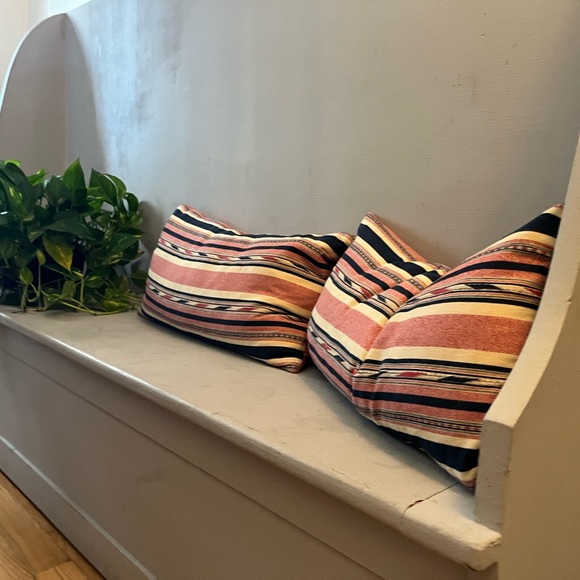 Vintage Ralph Lauren Feathered down accent pillows - Picture 14 of 16